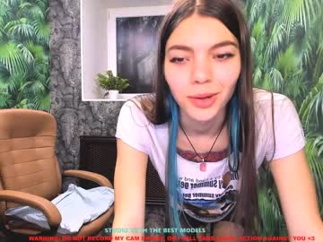 Naked cam girl maura_shy image #584074