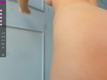 Naked cam girl hee_jin image #216679