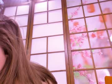 Naked cam girl erikalustx image #784797