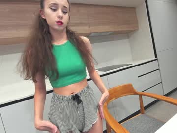 Naked cam girl ehotlovea image #3645255