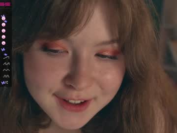 Naked cam girl silk_geisha image #2891161
