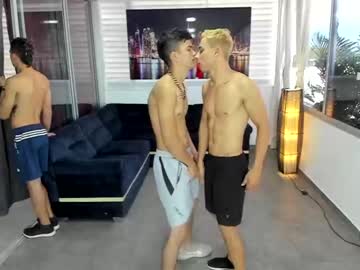 Naked cam man bisexlife_hot image #1981020