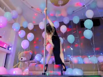Naked cam girl kittycaitlin image #2470889
