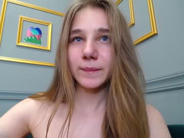 Naked cam girl nancycute__ image #1874191