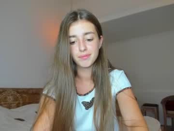 Naked cam girl coy_amina image #1612205