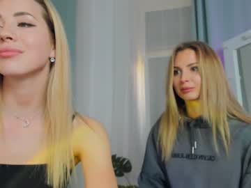 Naked cam girl emmi_rosee image #1834182