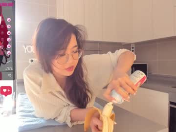 Naked cam girl mei_tin image #3333495