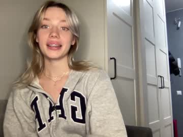 Naked cam girl angel_from_sky image #2745439