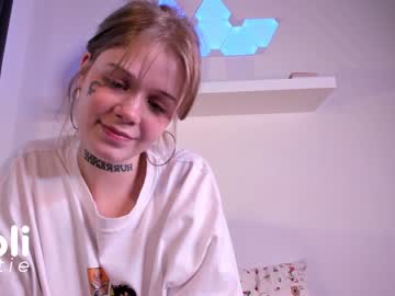 Naked cam girl cutie_loli image #246718