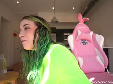 Naked cam girl bailey_eilish image #2641339