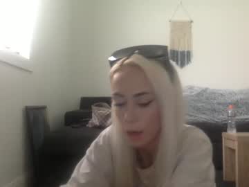 Naked cam girl hellokittycat999 image #3916897