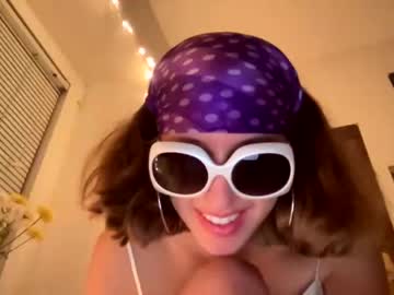 Naked cam girl collegemysterygirl image #1063300