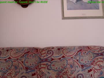 Naked cam girl littledante91 image #1065782