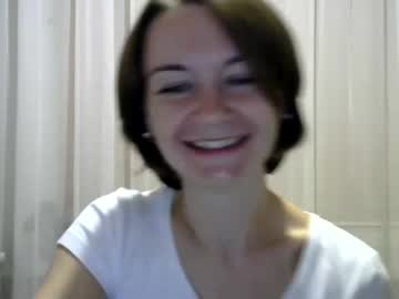 Naked cam girl erika2468 image #184966