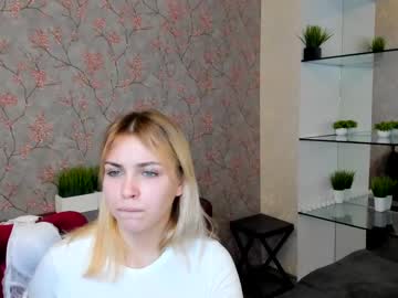 Naked cam girl vanessa_coy_ image #3858020