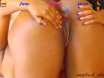 Naked cam girl _heaven_girl_ image #2315687