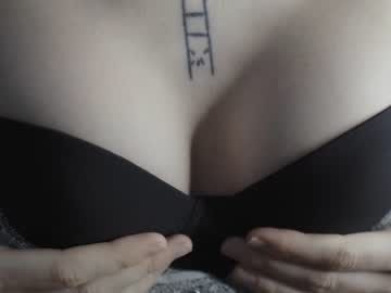 Naked cam girl auddicted image #481424