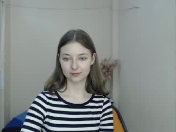 Naked cam girl vivien_leight image #3854080