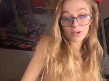Naked cam girl tastytaylorx image #3906467