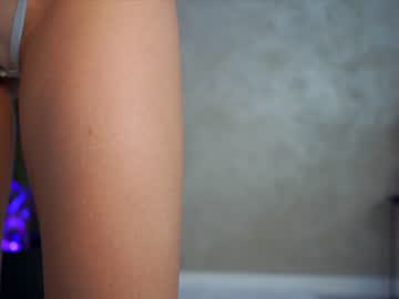 Naked cam girl xoxo_emma image #1853652