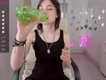 Naked cam girl lily_ewing image #2819266