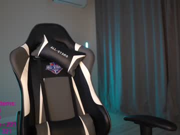 Naked cam girl lindamei image #724507