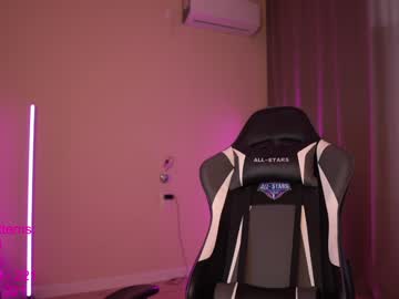 Naked cam girl lindamei image #1351867