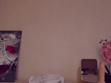 Naked cam girl feral_berry156 image #1101824