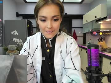 Naked cam girl miya_kimmi image #1823420