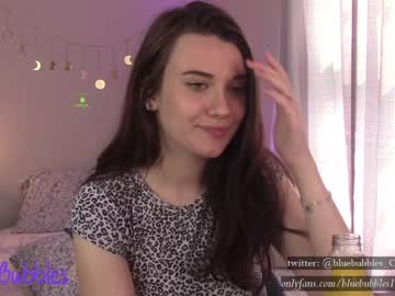Naked cam girl blue_bubbles118 image #1570856
