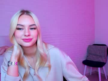 Naked cam girl 8a8y_nura image #1804054