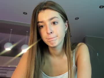 Naked cam girl coy_amina_ image #3262997