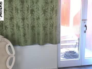 Naked cam girl tunderose image #1408992