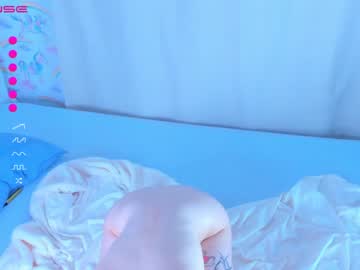 Naked cam girl unicorngirls image #2020908