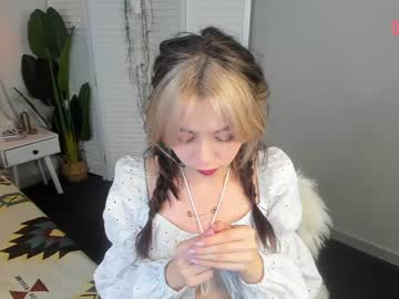 Naked cam girl y_u_m_i_k_a image #3220154