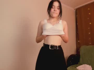 Naked cam girl carolmoores image #3150016