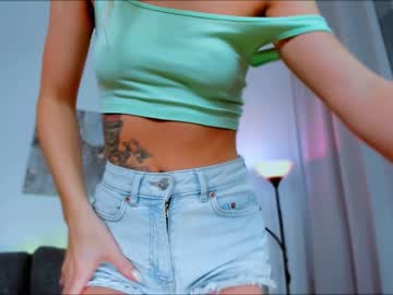 Naked cam girl emmi_rosee image #3621949