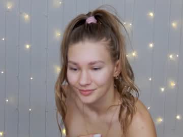 Naked cam girl teonasafina__ image #3408388