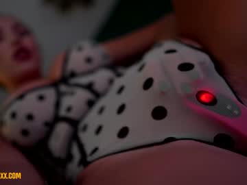 Naked cam girl provocatrixx image #2312097
