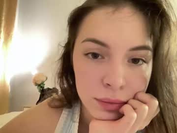 Naked cam girl carlypops image #4023330