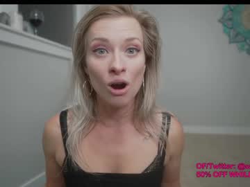 Naked cam girl saraxjacob image #2936758
