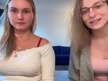 Naked cam girl lillybambus image #3960409
