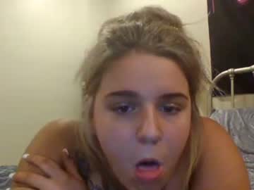Naked cam girl kkw0420 image #2814118