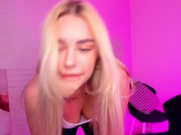 Naked cam girl 8a8y_nura image #1050252