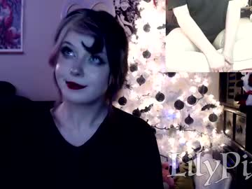 Naked cam girl lilypixel image #3346656