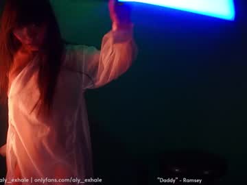 Naked cam girl _exhale image #2016661