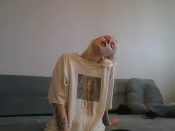 Naked cam girl annieshyagain image #3956743