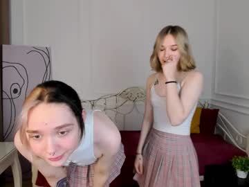 Naked cam couple elis__bae image #3491976