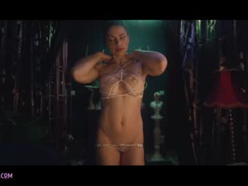 Naked cam girl lucieoude_ image #1982827