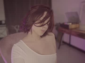 Naked cam girl soulvanah image #3056376